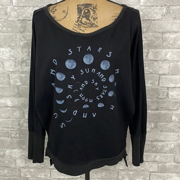 Chaser Sun Moon and Stars Hi-Low Dolman Sweatshirt - Picture 2 of 7